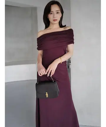 [ 미사용 새상품 ] anuans 오프숄더 롱 원피스