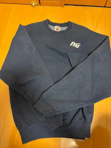 P&G 네이비 트레이닝복