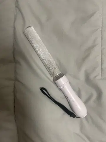 M!LK 컬러 체인지 응원봉 energy 하자품