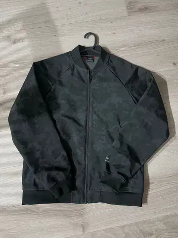 카모 패턴 블랙 TIGORA 집업 자켓