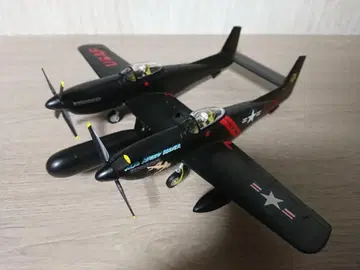 모노그램 1/72 노스 아메리칸 F-82G 트윈 머스탱 완성품