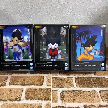 드래곤볼 DAIMA 패널 포함 피규어 손오공 베지터 고마 세트