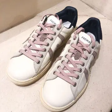 새상품 PREMIATA 스니커즈 화이트 핑크 38