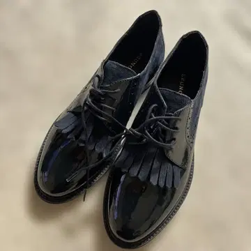 새상품급 BRUNOPREMI 에나멜 스웨이드 태슬 드레스 슈즈 36 블랙