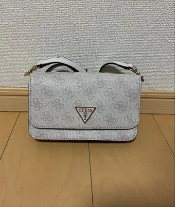 GUESS 숄더백 지갑