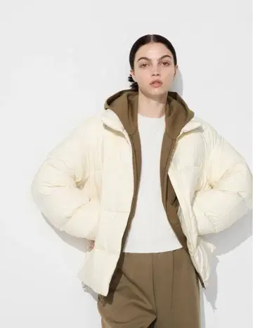UNIQLO 파우더 소프트 다운 자켓 S 사이즈