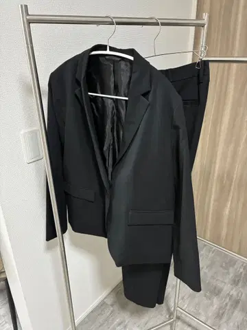 블랙 비즈니스 수트 셋업 GU