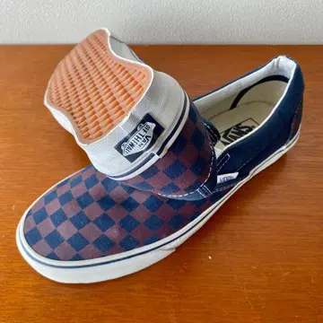 Us Vans 슬립온