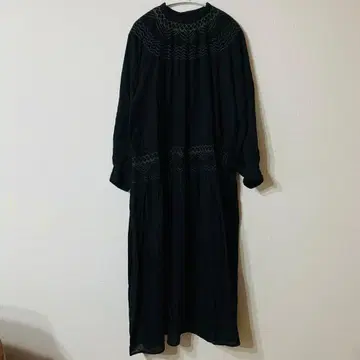 LOURMARIN 롱 원피스 긴팔 루즈한 사이즈 블랙 자수