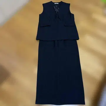 NATURAL BEAUTY BASIC 블랙 슬리브리스 셋업