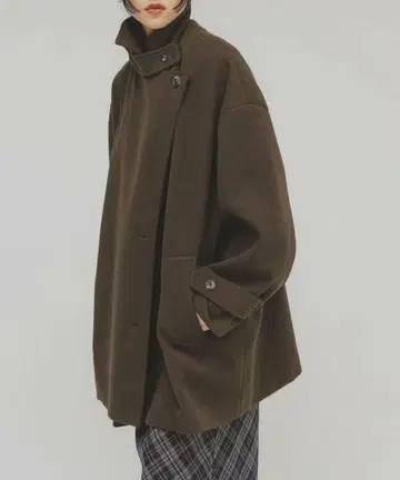 새상품급 KBF BIG 칼라 미들 코트