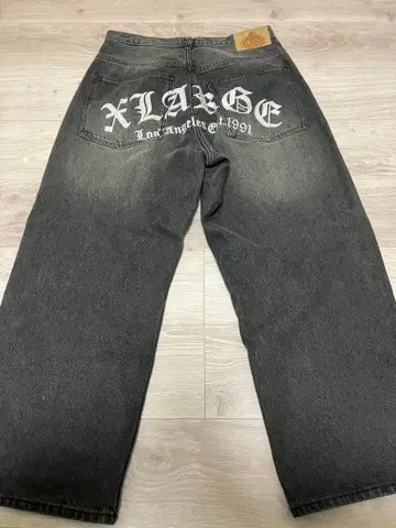 XLARGE 다크 그레이 데님 청바지 30