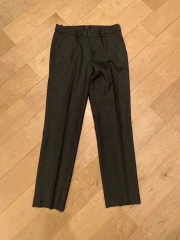 BOSCH 거의 미사용 차콜 그레이 가을/겨울 슬랙스 38 M