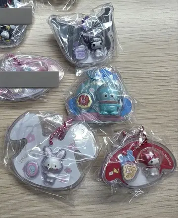 산리오 패키지 참 & 초코볼