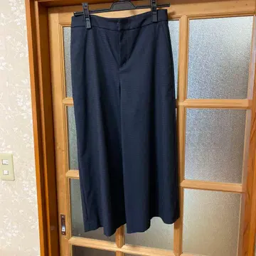 스트라이프 패턴 다크 네이비 와이드 팬츠