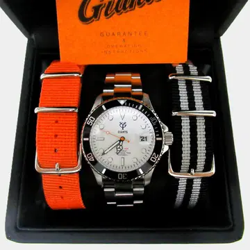 미사용 자이언츠 손목시계 화이트