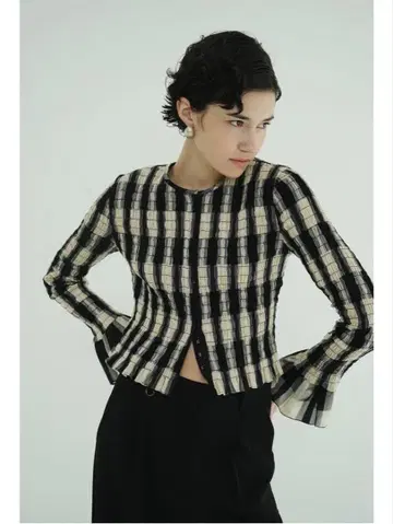 CLANE 셔링 디자인 블라우스 샘플