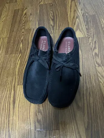 클락스 왈라비 신발 블랙 스웨이드 25.5cm