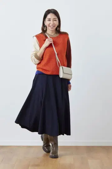 이네스 유니클로 콜라보 울 블렌드 플레어 스커트 네이비 L