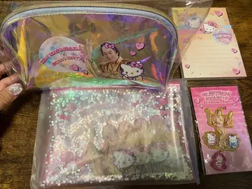 마츠켄 헬로키티 POP UP 한정판 오로라 클리어 파우치 총 4개 세트