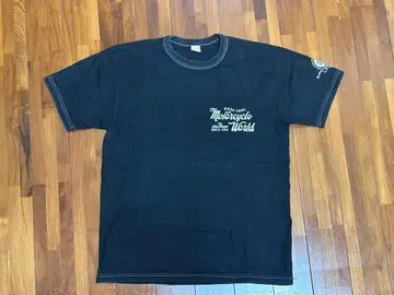 Flat Head 블랙 T셔츠 38