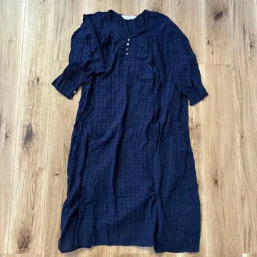 [ natural by clip ] 섀도우 스트라이프 원피스