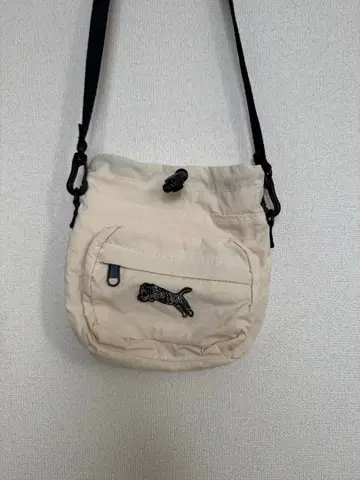 tranoi 트라노이 미니 포쉐트 화이트