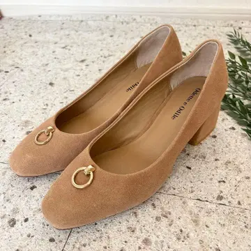 오데뜨 앤 오딜 펌프스 청키힐 24.0 스퀘어토