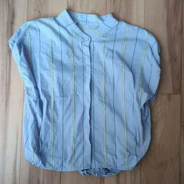 TODAYFUL 스카이블루 스트라이프 슬리브리스 셔츠