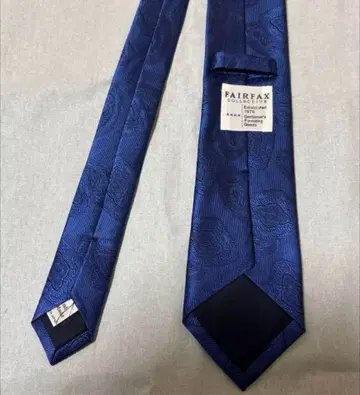 FAIRFAX 메달리온 솔리드 타이