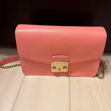 FURLA 핑크 숄더백 플랩식
