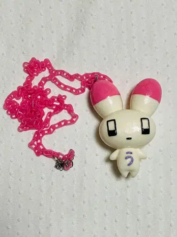 멘헤라짱 우사땅 피규어 목걸이