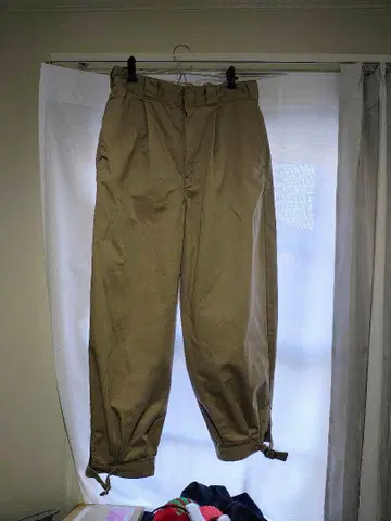 UNITED ARROWS x DICKIES 베이지 치노 팬츠