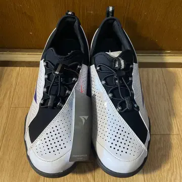 새상품 TOURSTAGE 골프화 화이트/블랙/블루