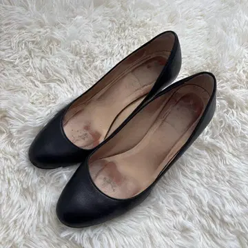 파비오 루스꼬니 블랙 가죽 펌프스 하이힐