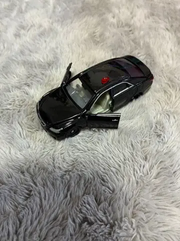 토미카 리미티드 도요타 마크 X 복면 패트롤카 0155 휠 결품