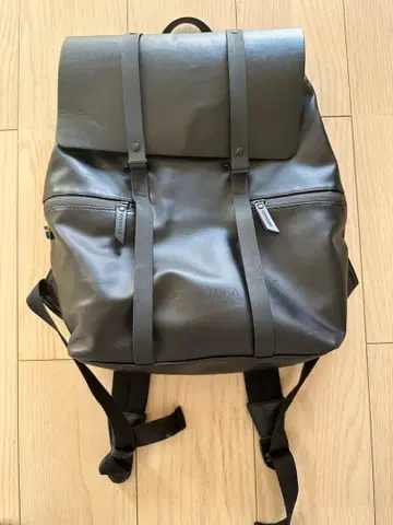 블랙 백팩 합성 피혁