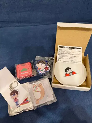 오소마츠 6쌍둥이 오소마츠 세트입니다. 굿즈 정리 때문에 판매합니다.