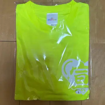 초 도키메키 선전부 티셔츠 옐로우 컬러 아키짱 L사이즈