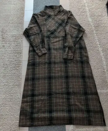 체크 무늬 롱 코트 M 사이즈