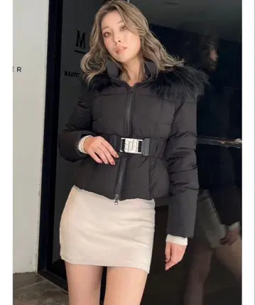 GYDA 2024년 벨트 포함 숏 다운 코트