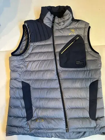 OAKLEY 남성용 다운 베스트 그레이