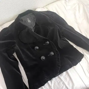 블랙피스나우 BPN 자켓