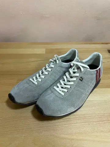 PATRICK 아이리스 벨로아 모카 41 새상품급