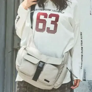 니코앤드 숄더백