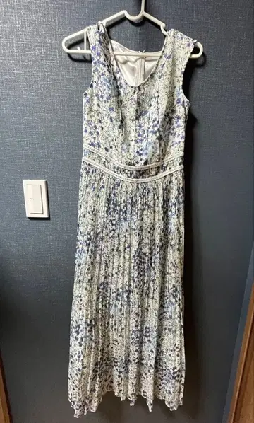 Rirandture 플라워 프린트 슬리브리스 롱 원피스