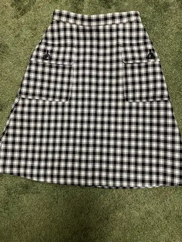 여성용 무릎 기장 스커트