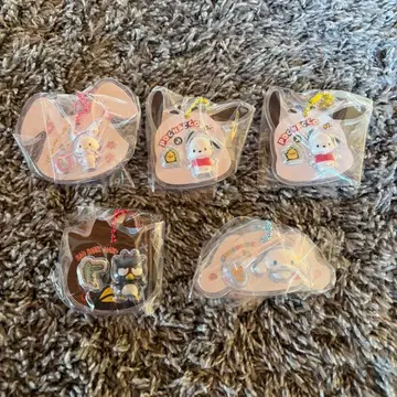 산리오 패키지 참 5개