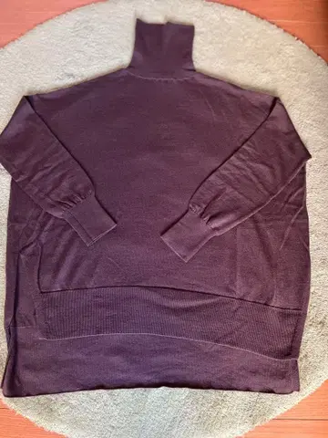 저널 스탠다드 하이넥 니트