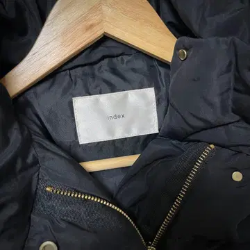 인덱스 블랙 다운 자켓